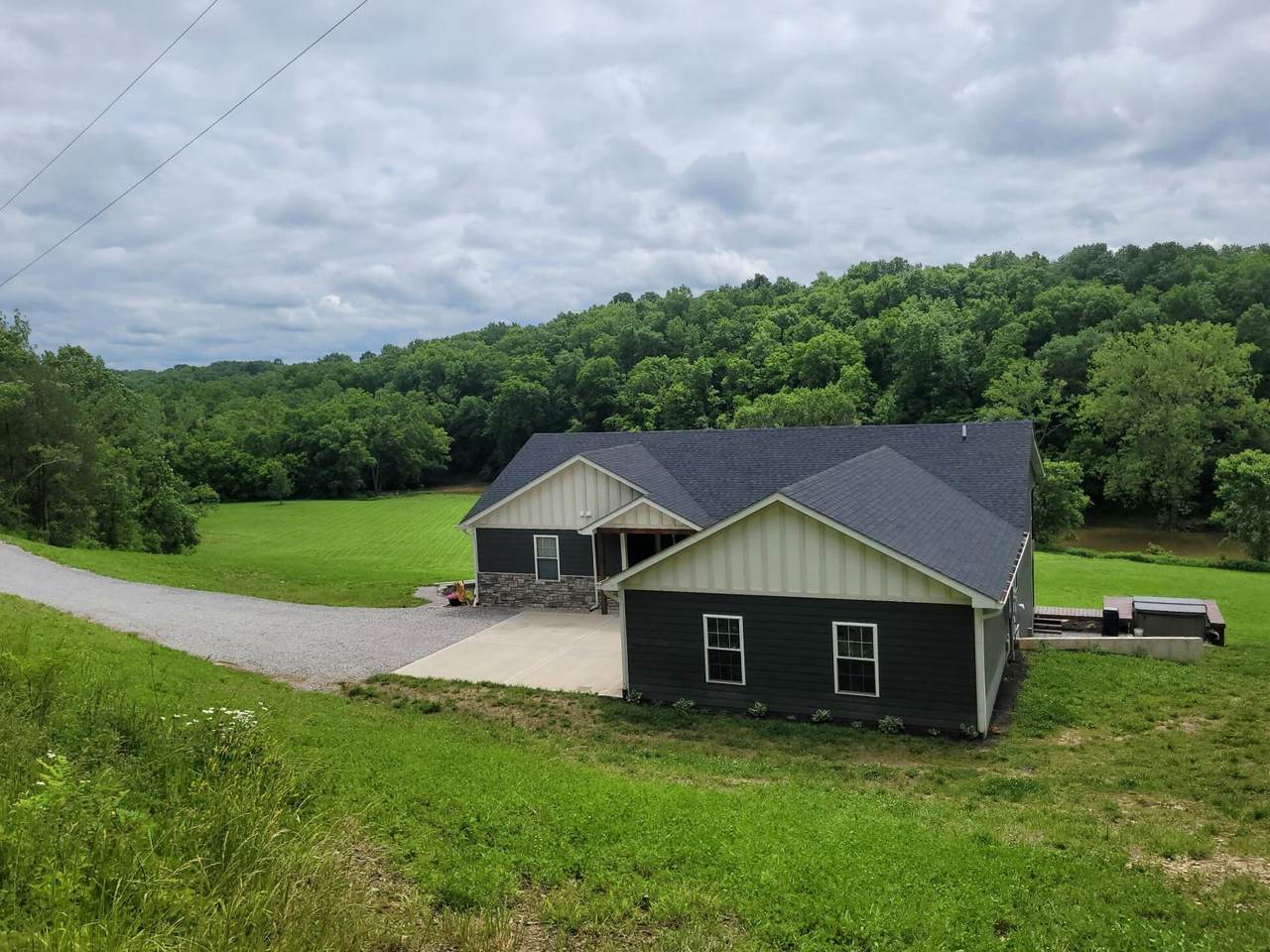 4400 Chipman Ridge Road - Photo 1