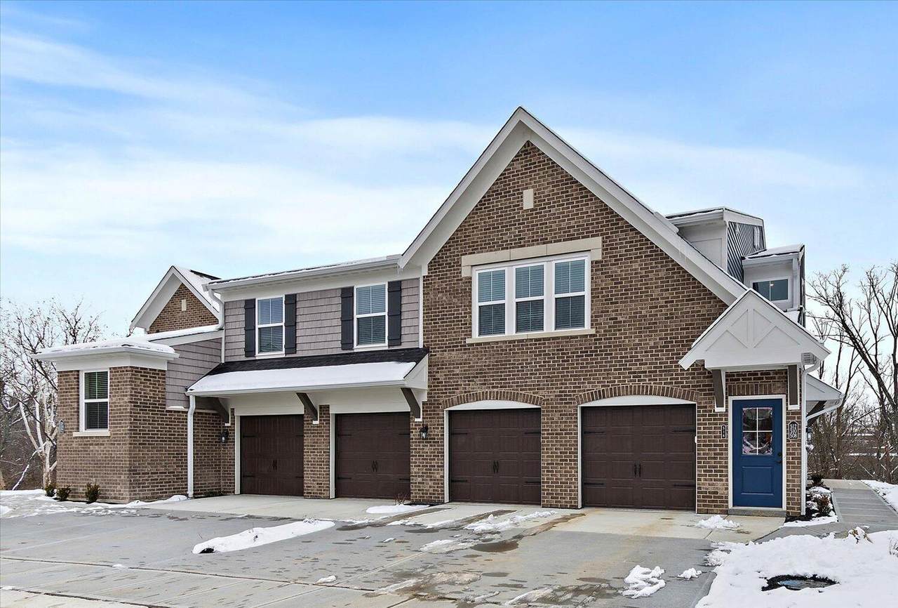 516 Foxhill Drive - Photo 1