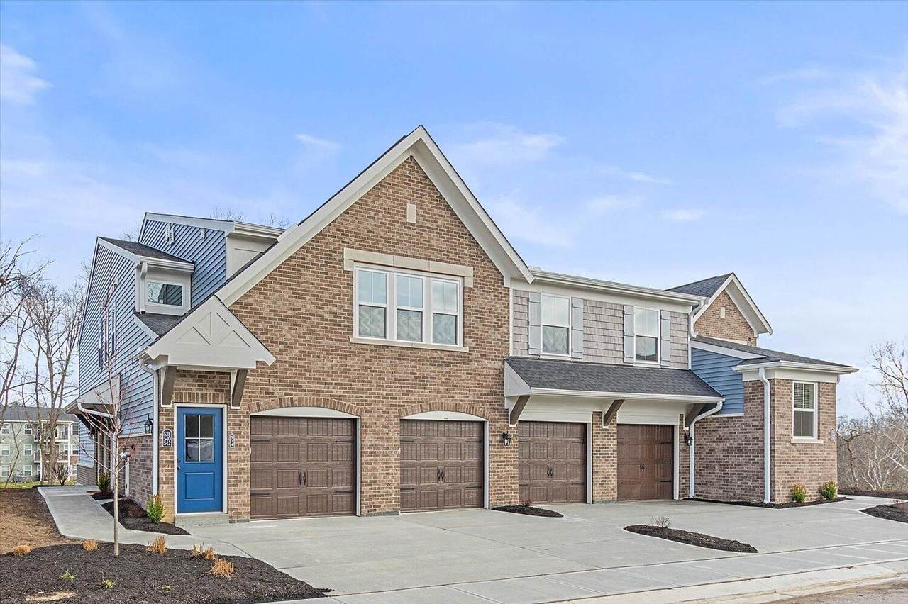 540 Foxhill Drive - Photo 1