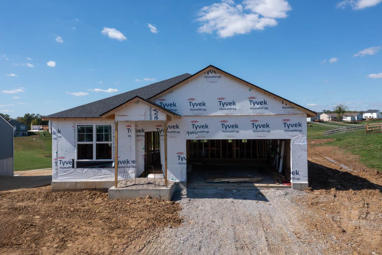 379 Champagne Lane - Photo 1