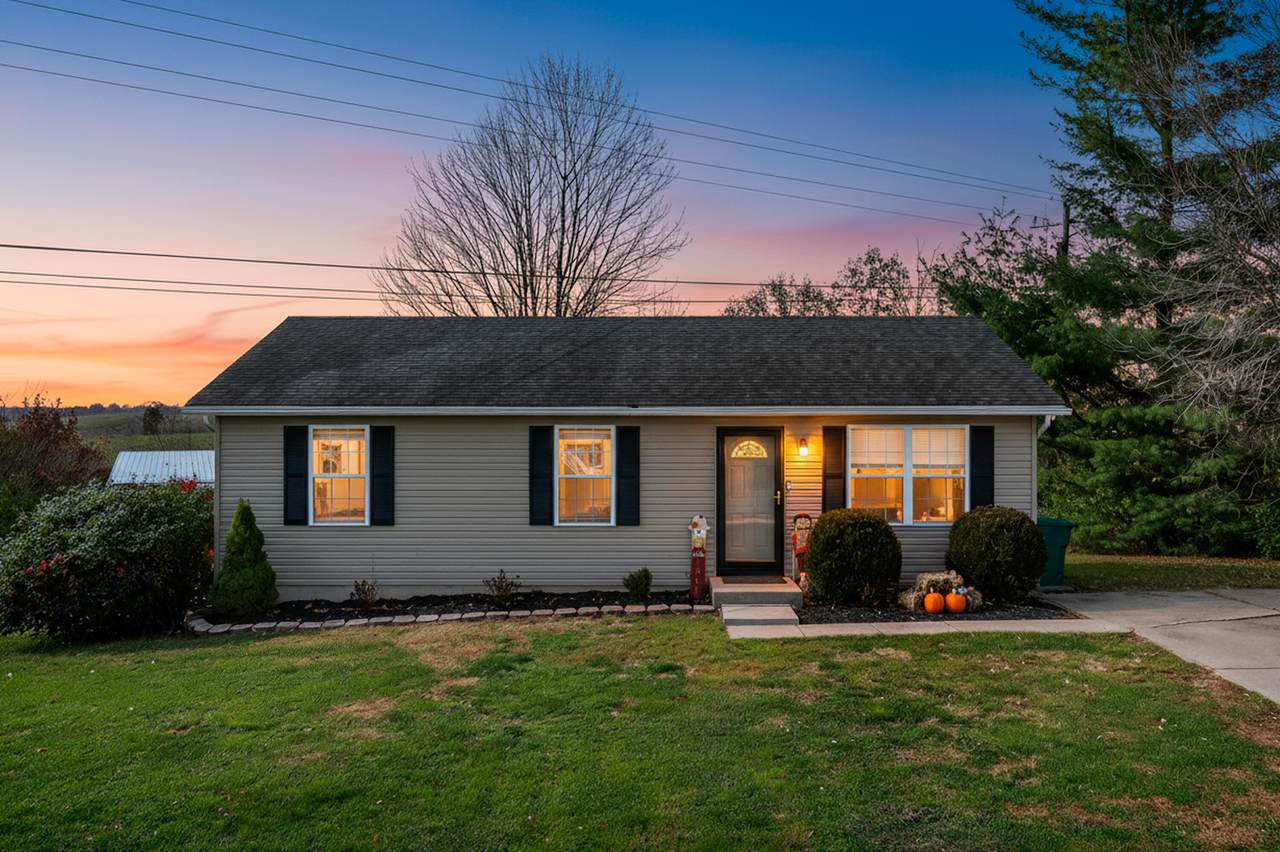 985 Reeves Road - Photo 1