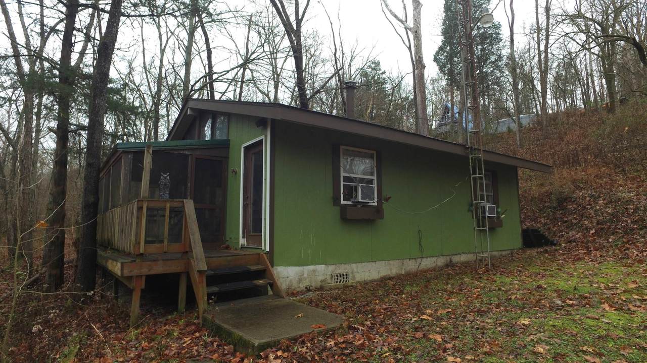 85 Hillwood Road - Photo 1