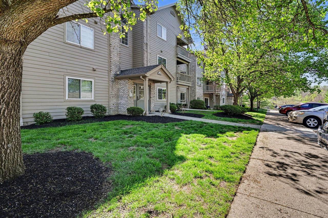 2316 Sawmill Court - Photo 1