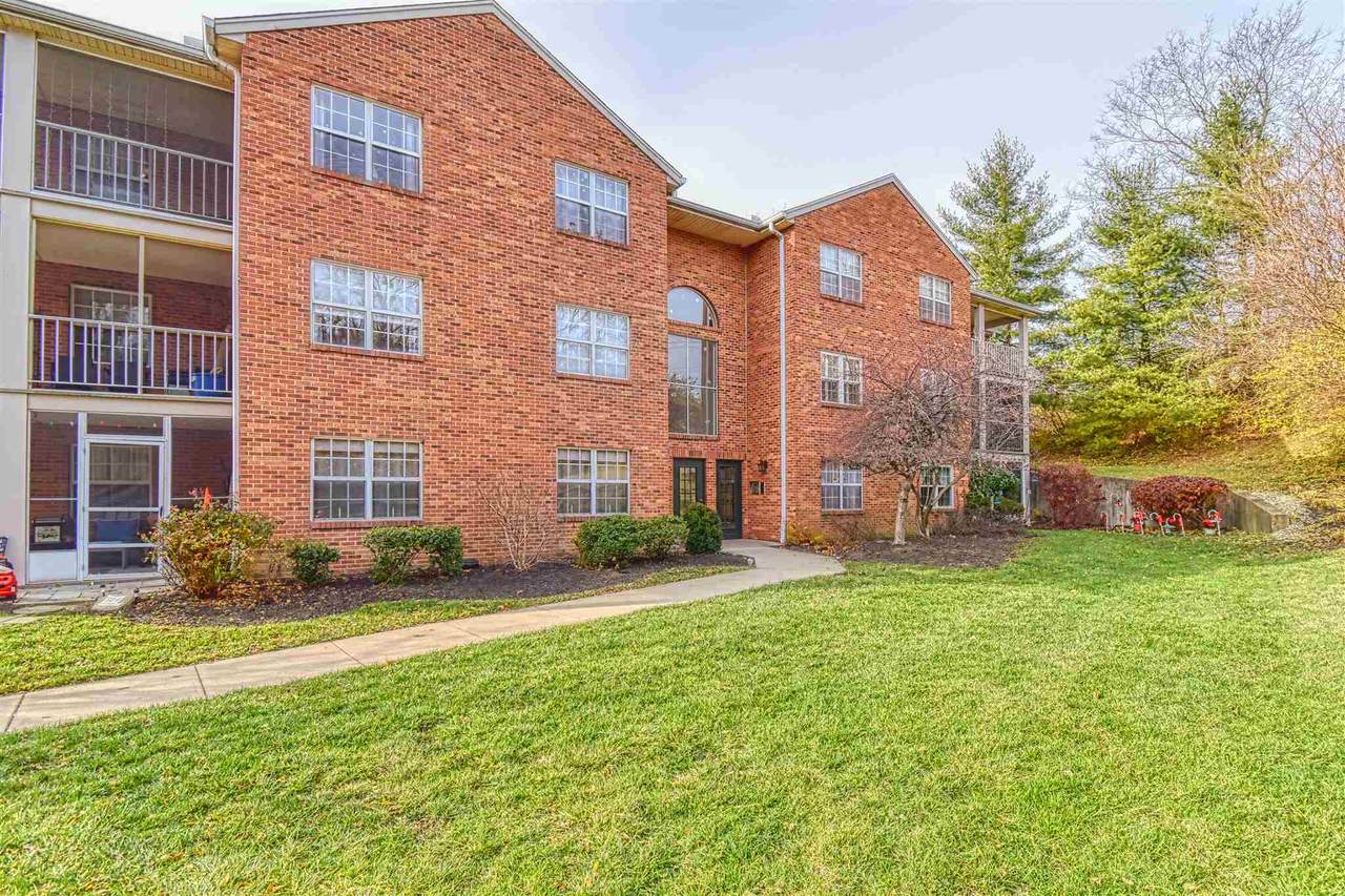 505 Calumet Court - Photo 1