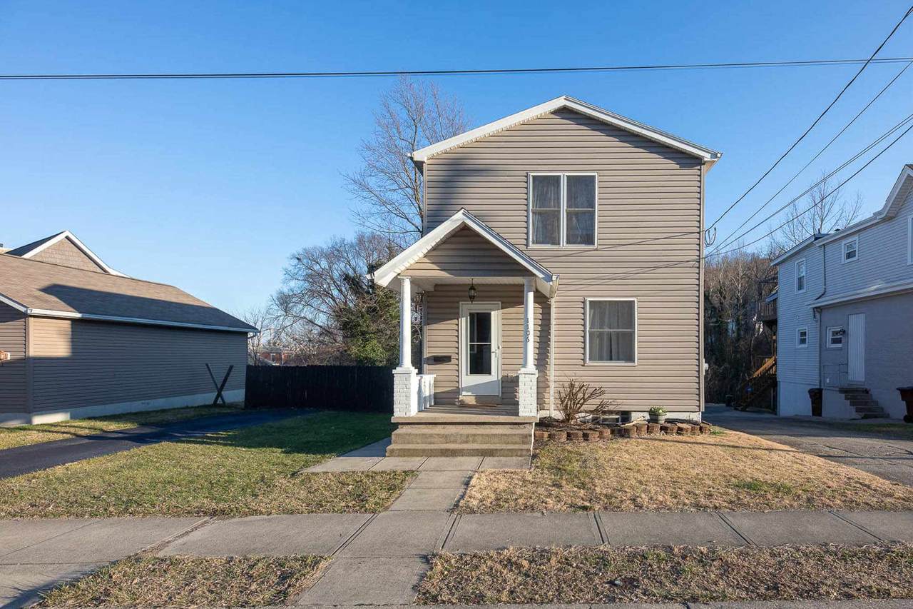 1106 Parkway Avenue - Photo 1