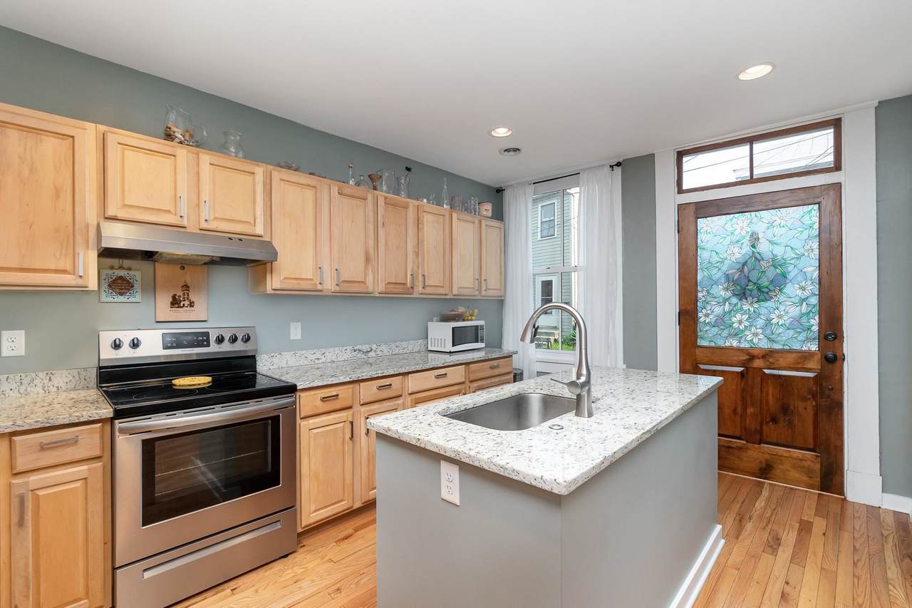 251 Pershing Ave - Photo 1