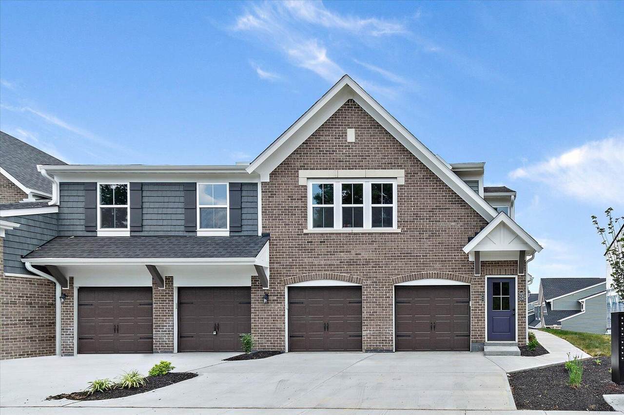 638 Foxhill Drive - Photo 1