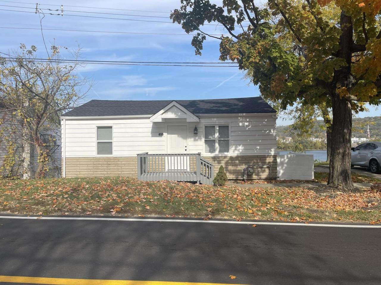 456 River Road - Photo 1