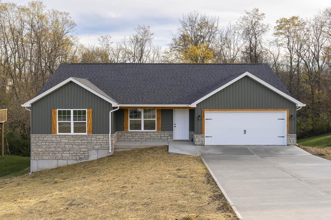 116 Sheffield Drive - Photo 1