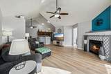 9090 Royal Oak Lane - Photo 6