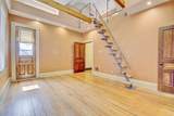 1107 Vine Street - Photo 19