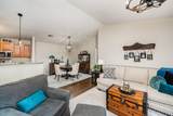 2332 Northmoor Lane - Photo 9