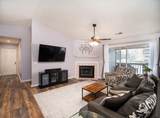 2324 Northmoor Lane - Photo 8