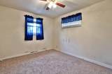 9027 Oak Lane - Photo 13