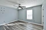 1077 Ivoryhill Drive - Photo 14