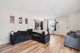 1060 Oakwood Court - Photo 4