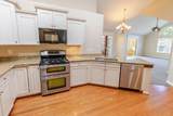 9119 Royal Oak Lane - Photo 10