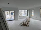 747 Manhattan Boulevard - Photo 4
