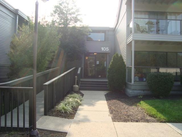 105 Winding Way - Photo 1