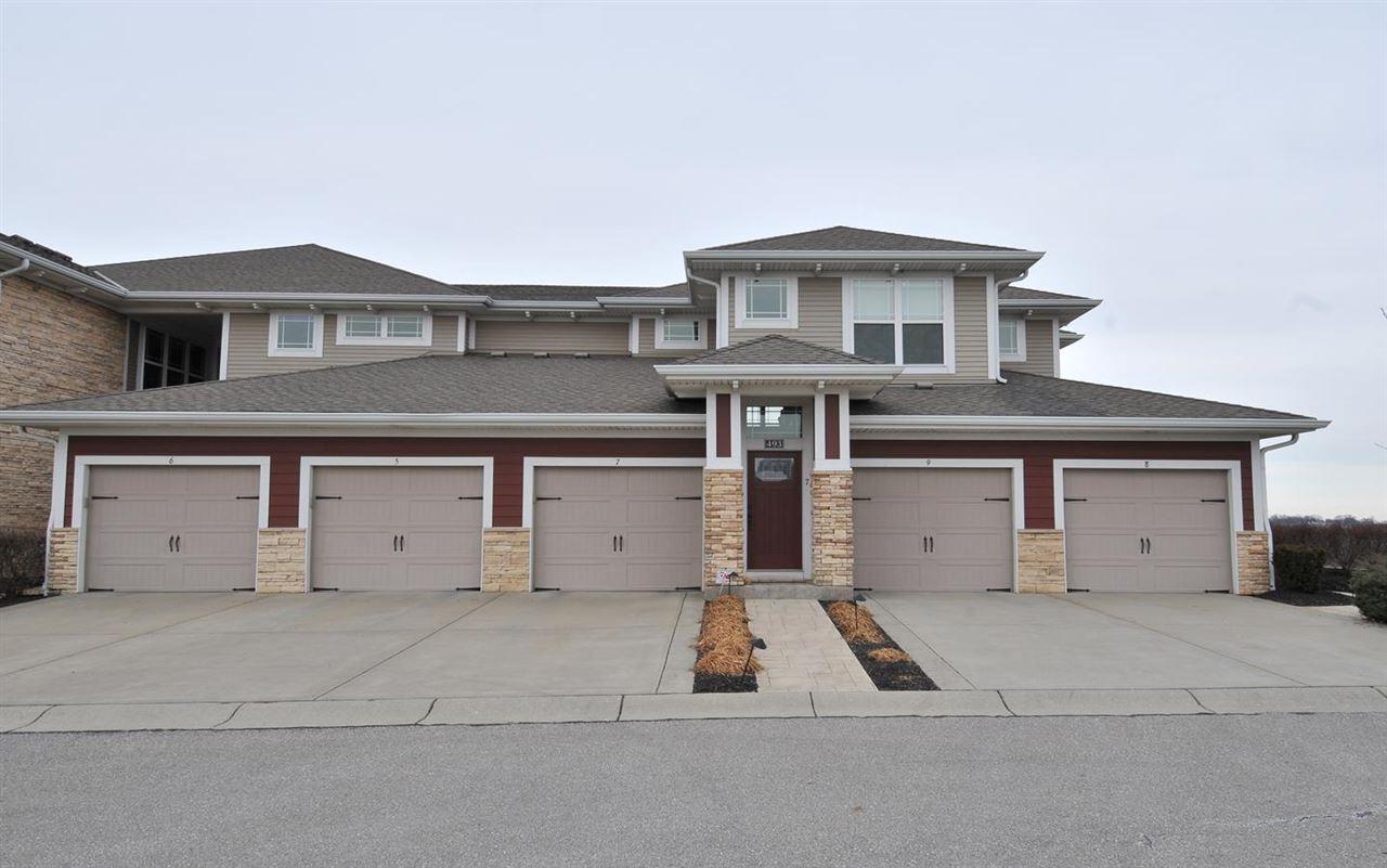 493 Riverpointe Drive - Photo 1