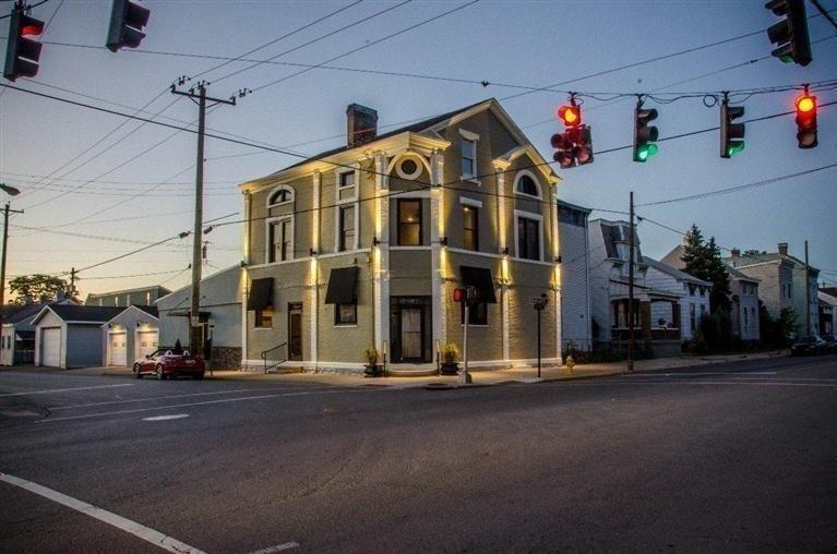 439 12th Street - Photo 1