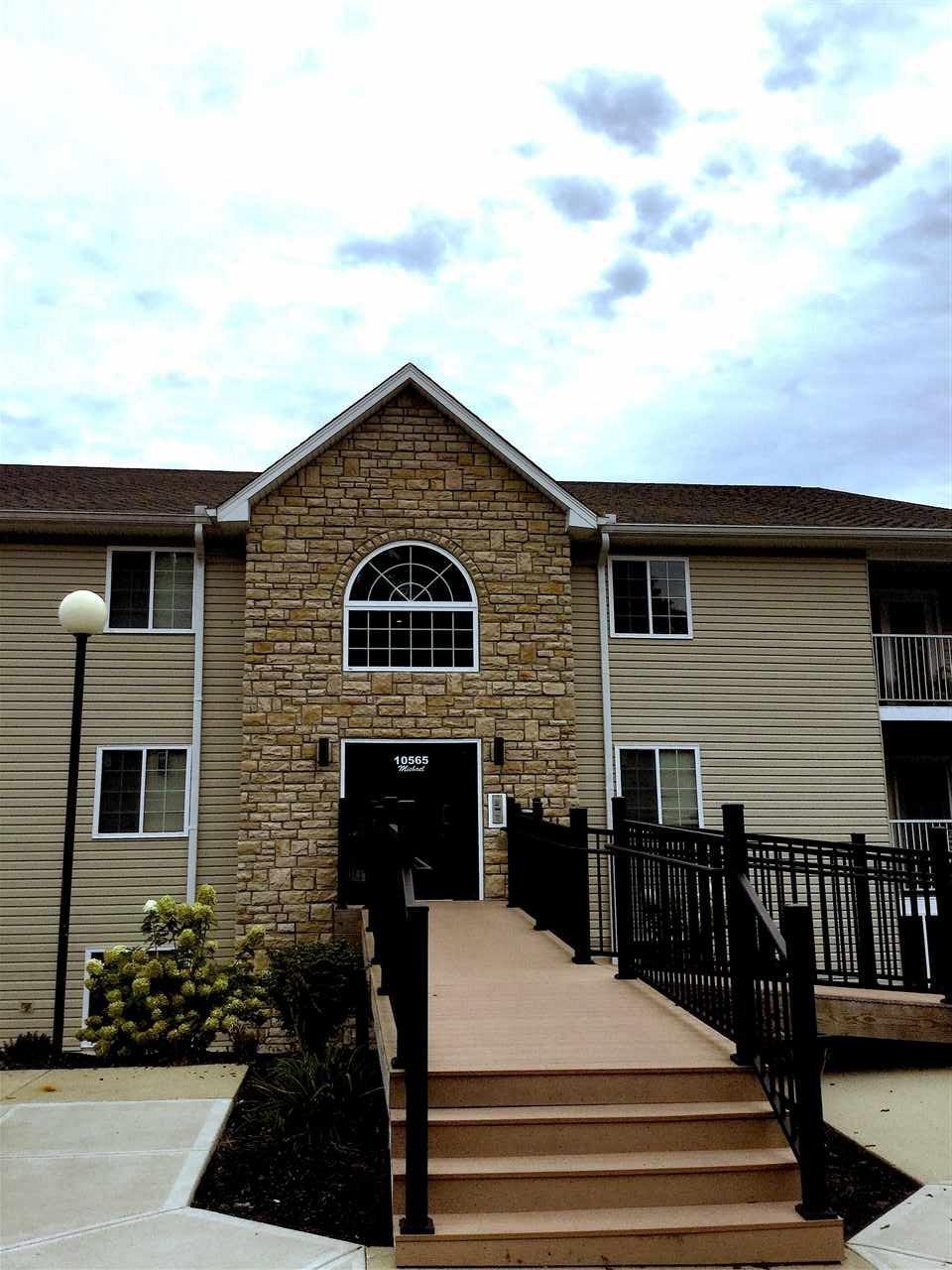 10565 Michael Drive - Photo 1