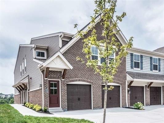 836 Yorkshire Drive - Photo 1