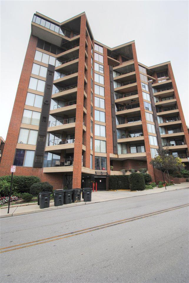 100 Riverside Place - Photo 1