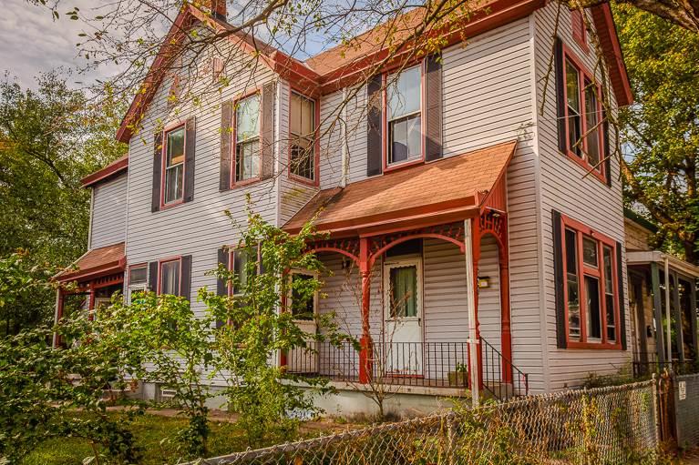 121 Pleasant Street - Photo 1