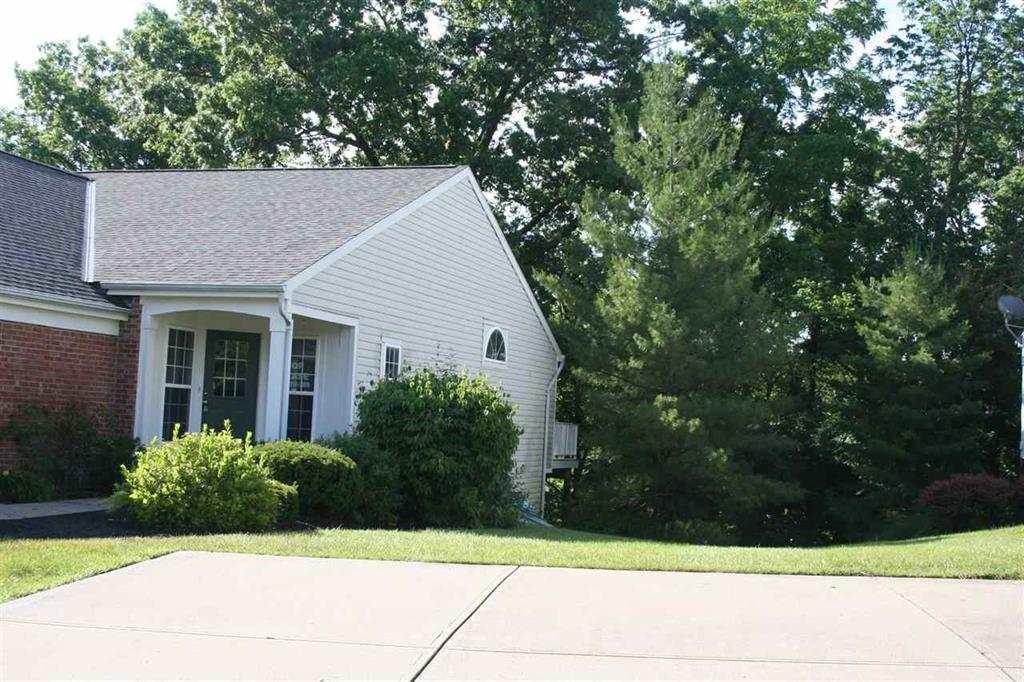 85 Wellington - Photo 1