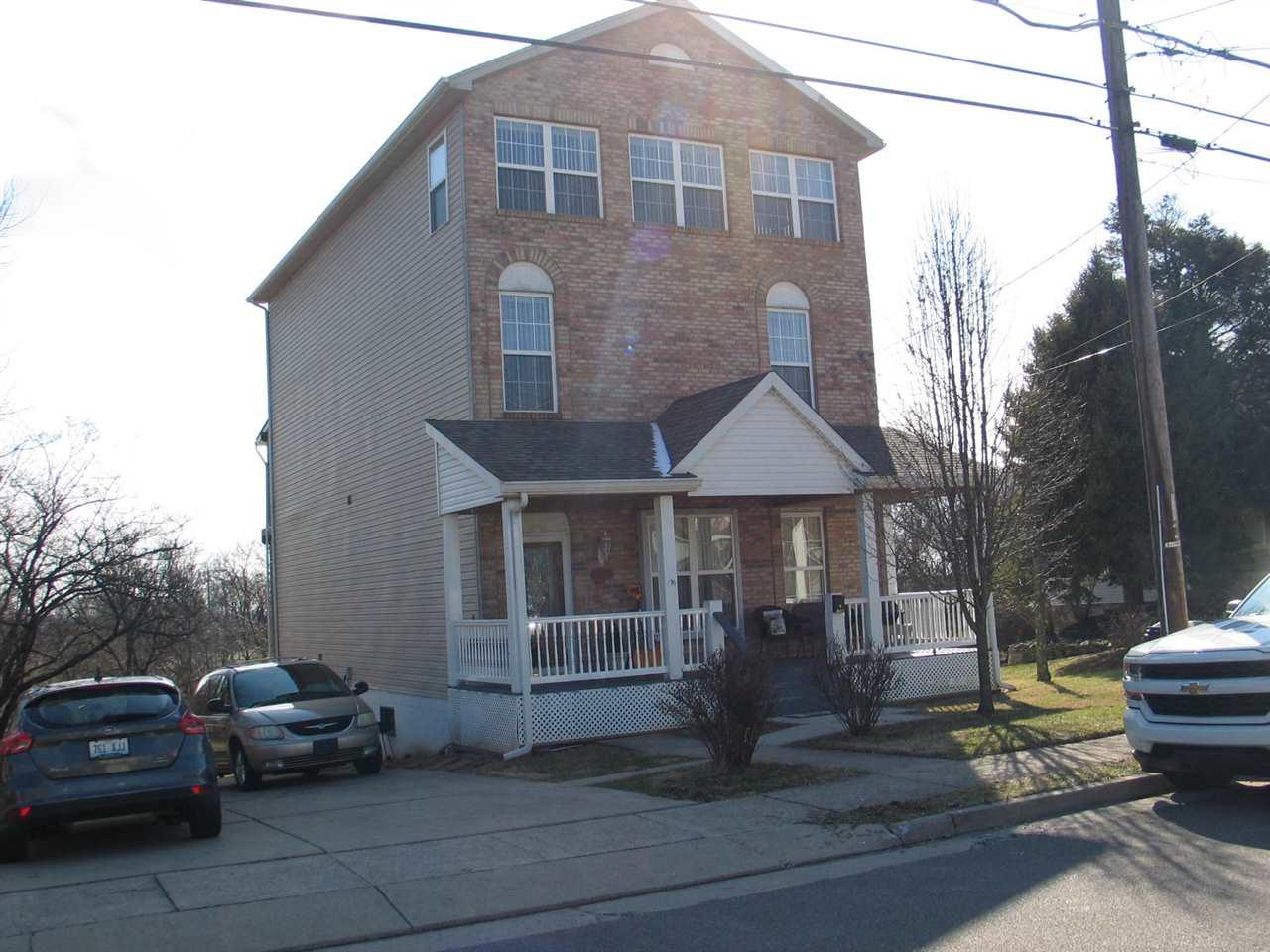 196 Kentucky Drive - Photo 1