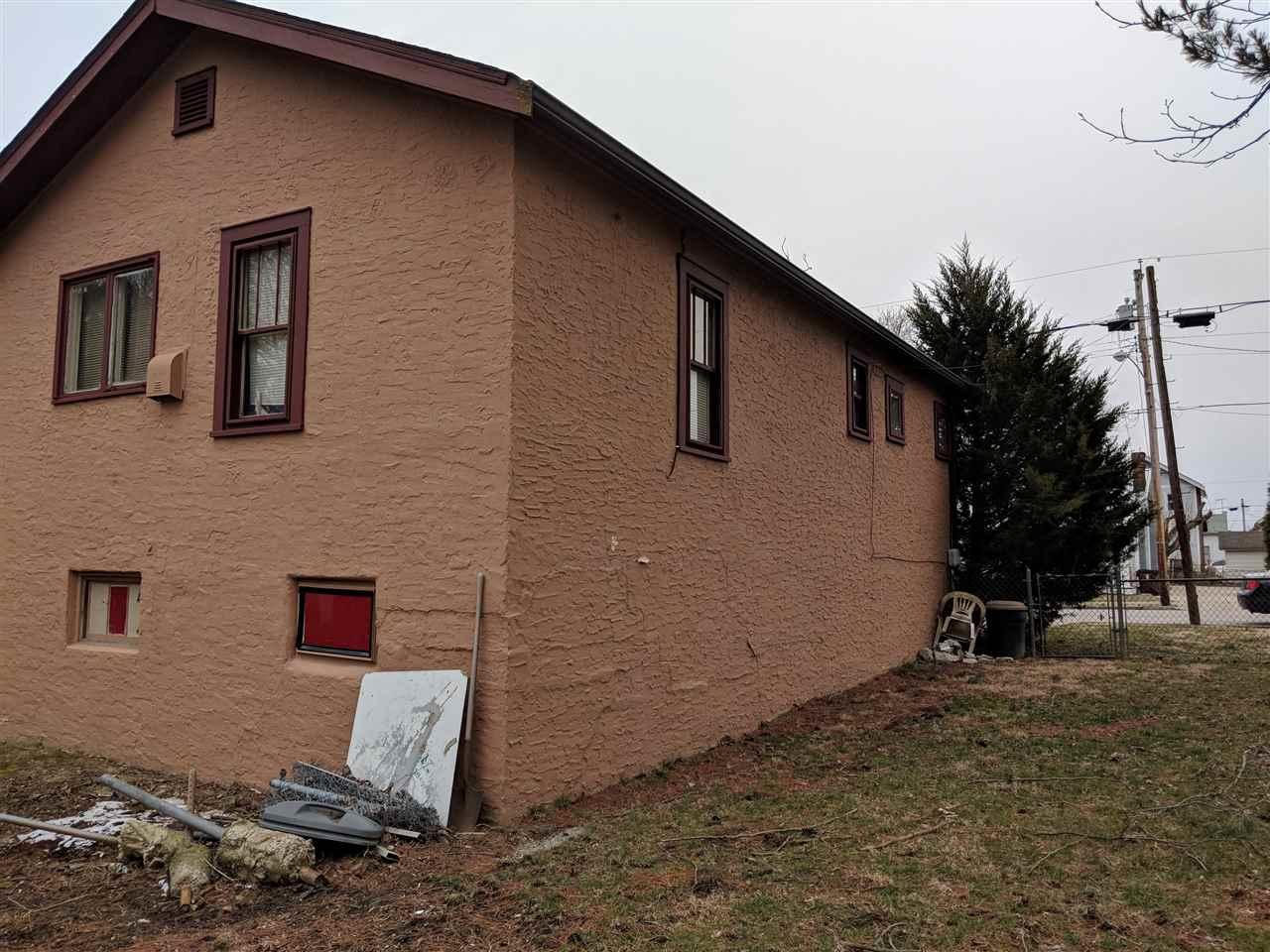 214 32nd - Photo 1