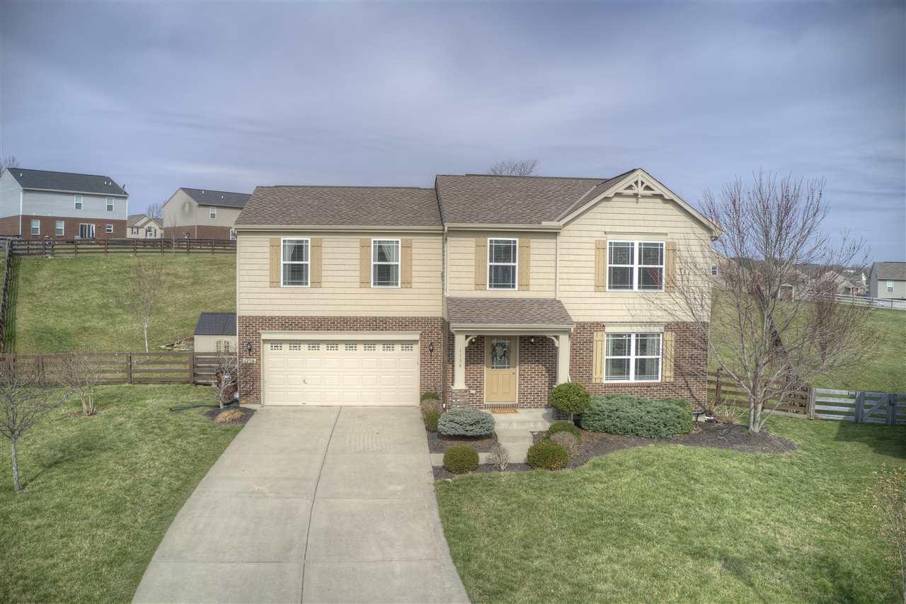 1134 Pinewood Drive - Photo 1