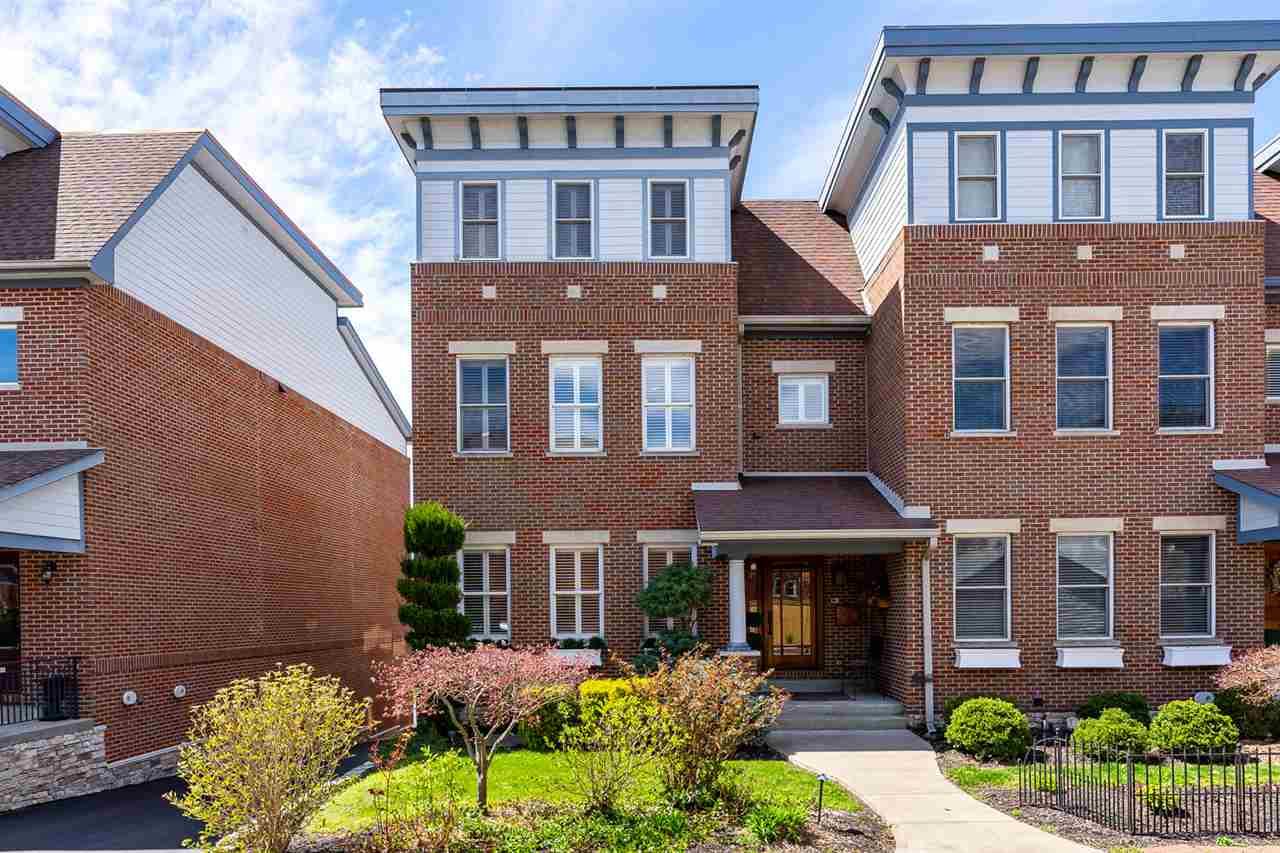 204 Robson Lane - Photo 1