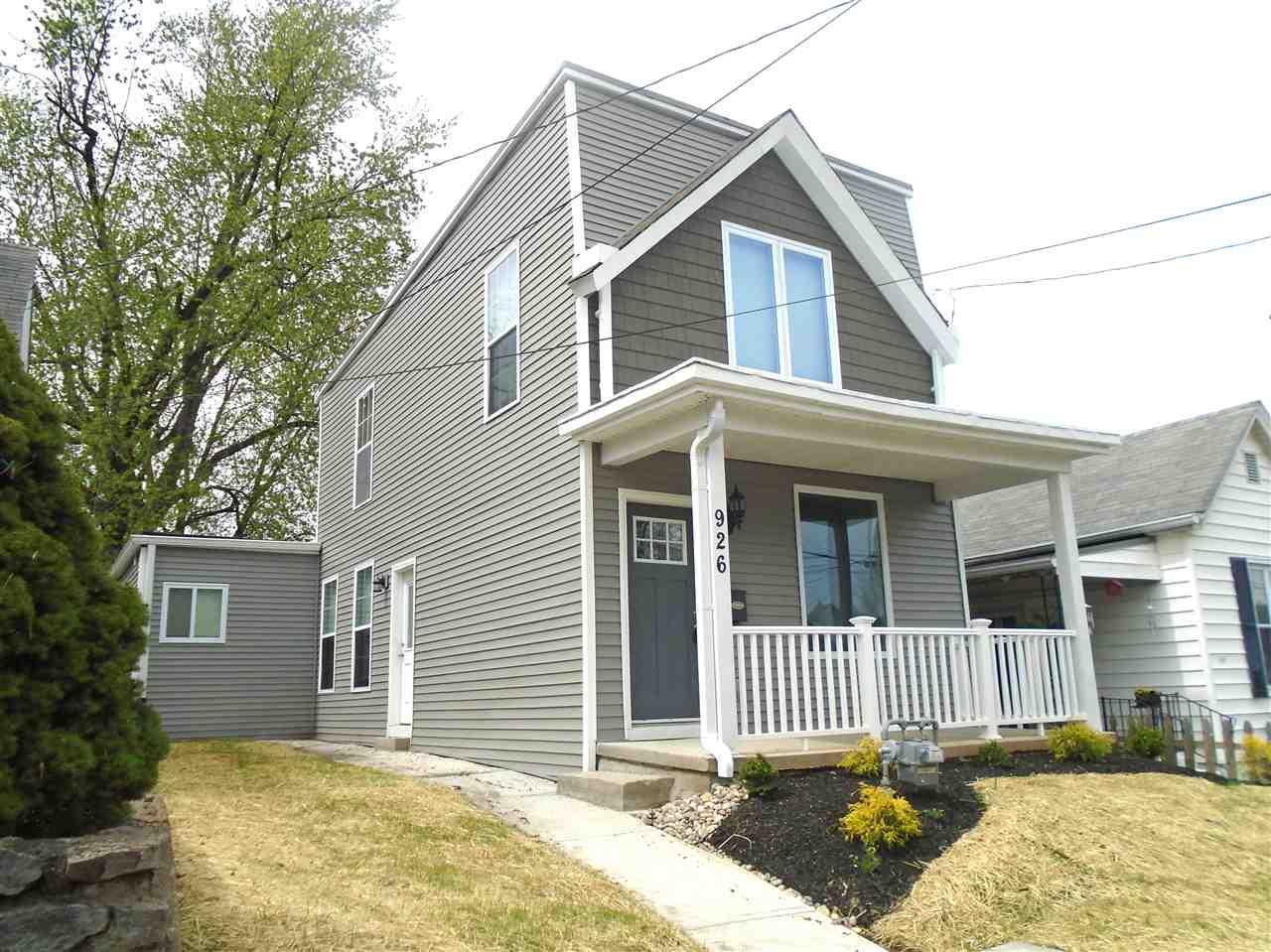 926 Maple Avenue - Photo 1