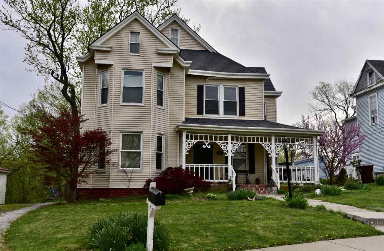 315 Adams - Photo 1