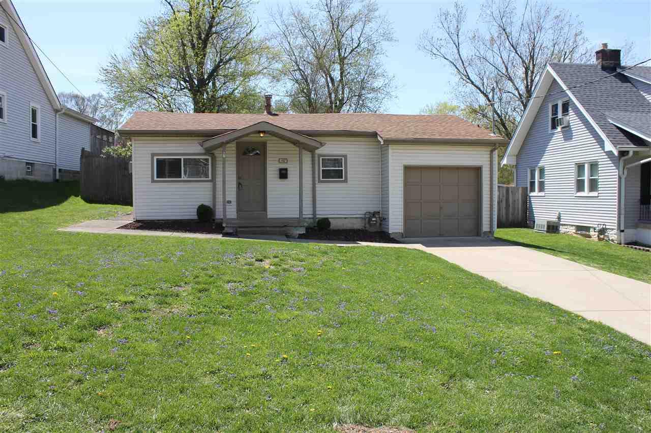 107 Center - Photo 1
