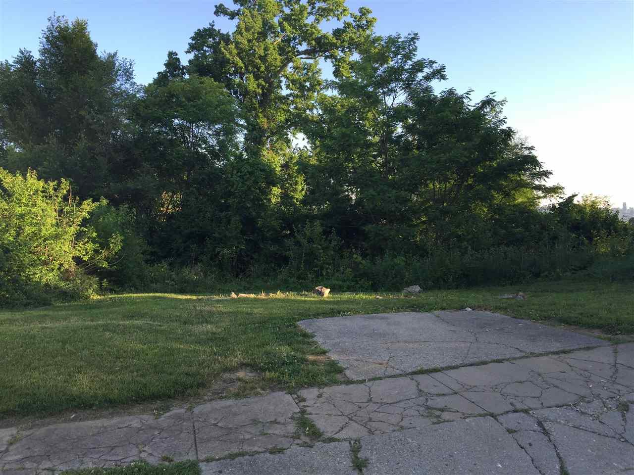 42 17th Street - Photo 1
