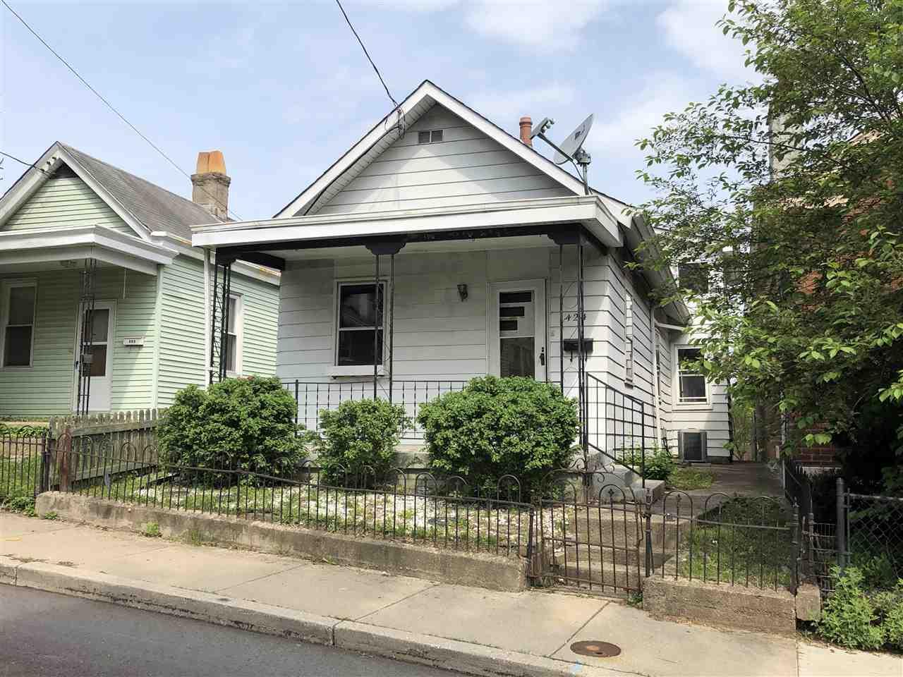 424 22nd Street - Photo 1