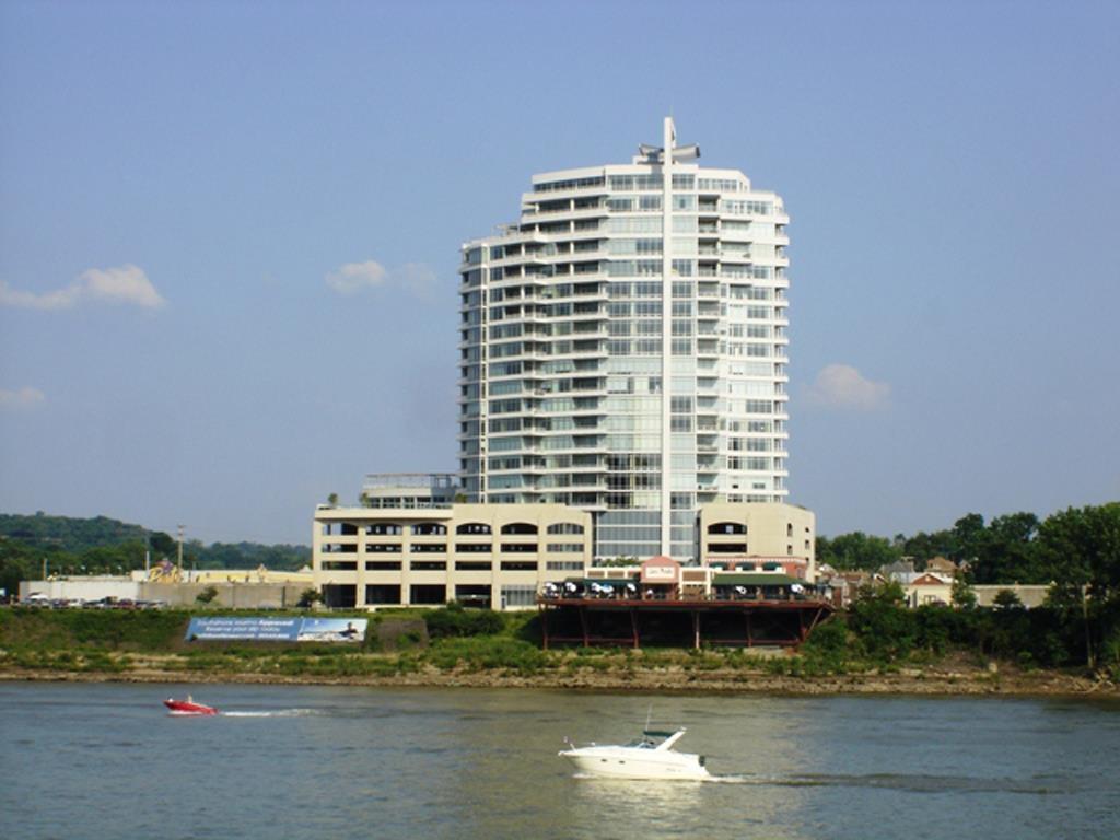 400 Riverboat Row - Photo 1