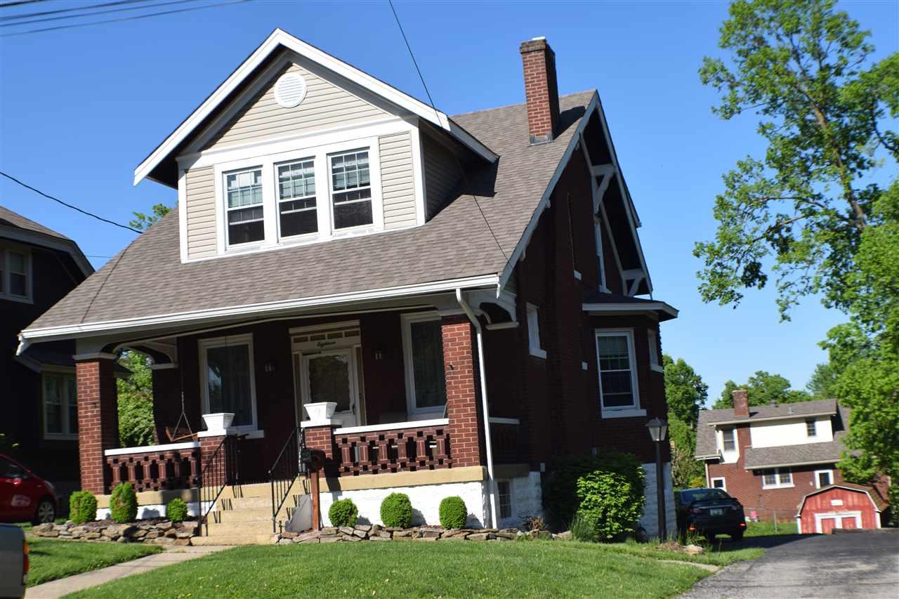 18 Rossmore Ave - Photo 1