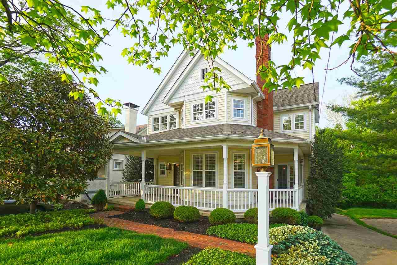 56 Woodlawn Avenue - Photo 1