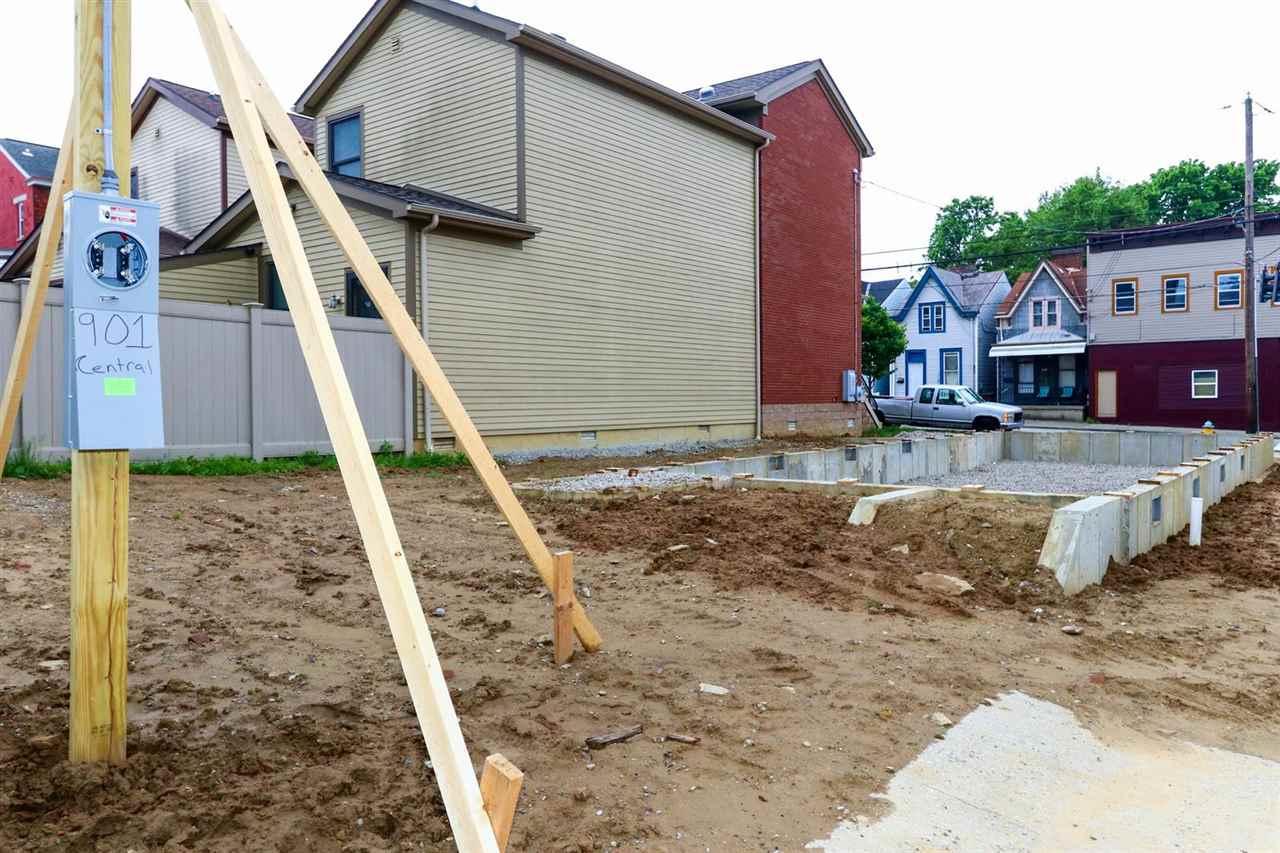 901 Central Street - Photo 1