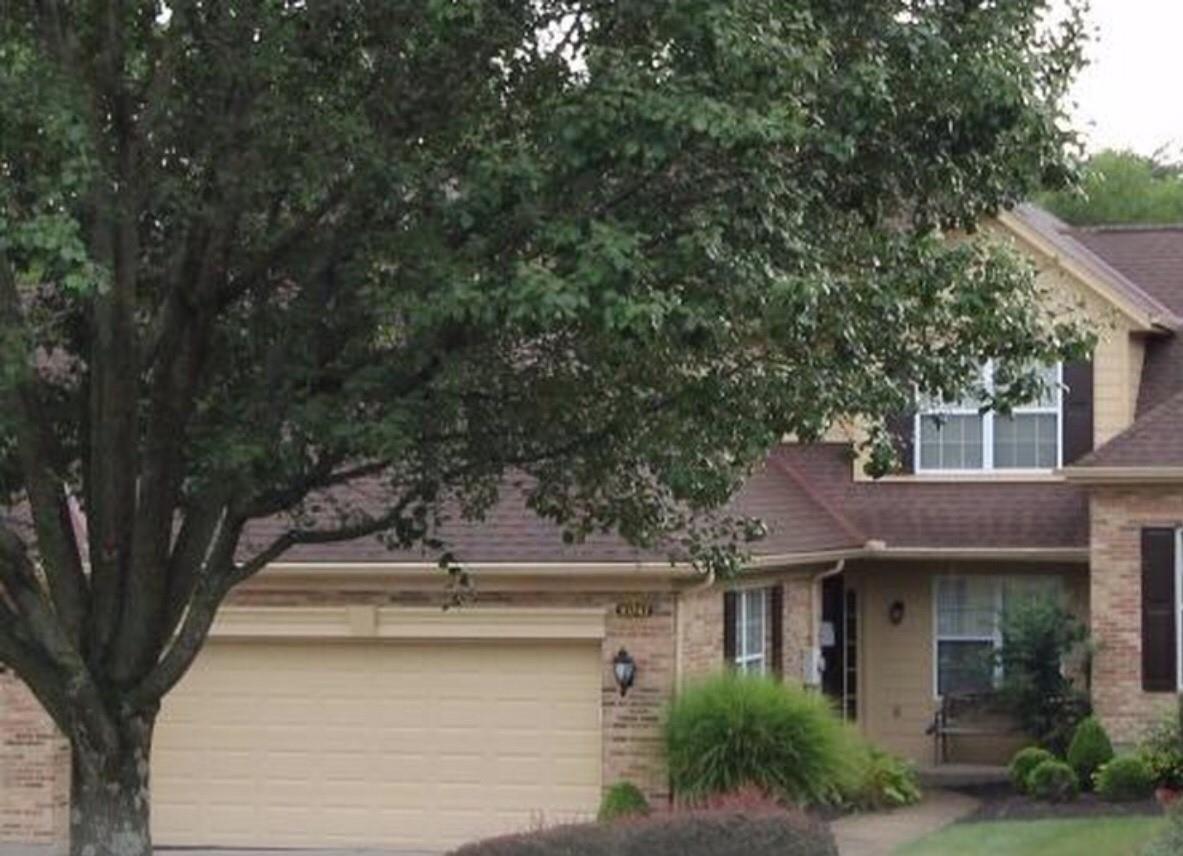 10747 Crown Pointe Drive - Photo 1