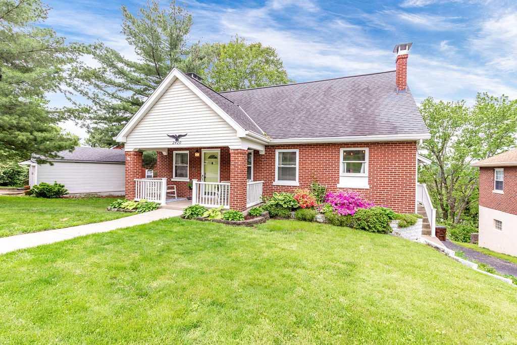 2420 Joyce Avenue - Photo 1