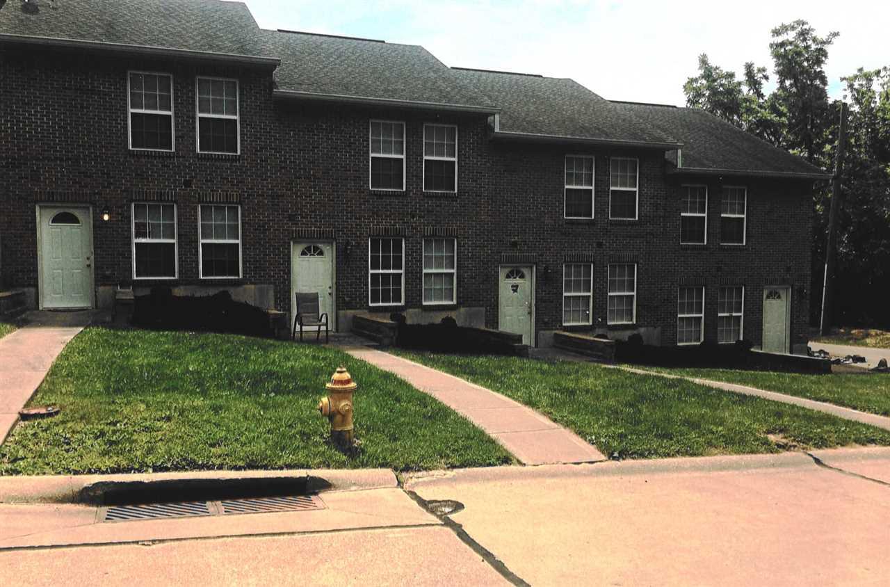 237 Wells Street - Photo 1