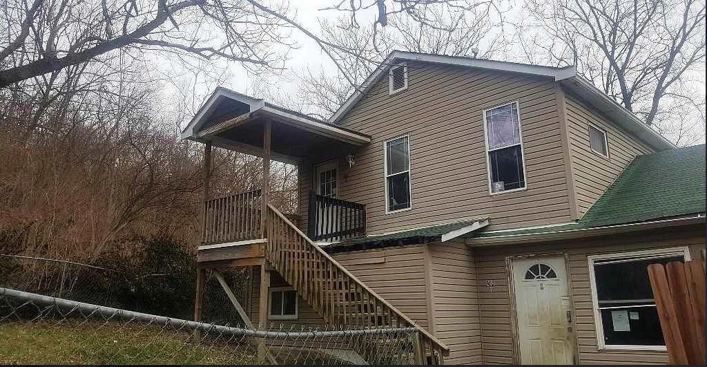 909-11 Cherry Street - Photo 1