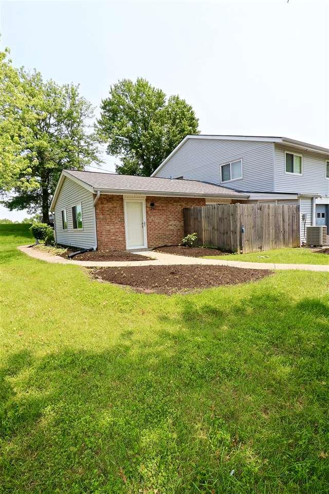 1070 Oakgrove Court - Photo 1