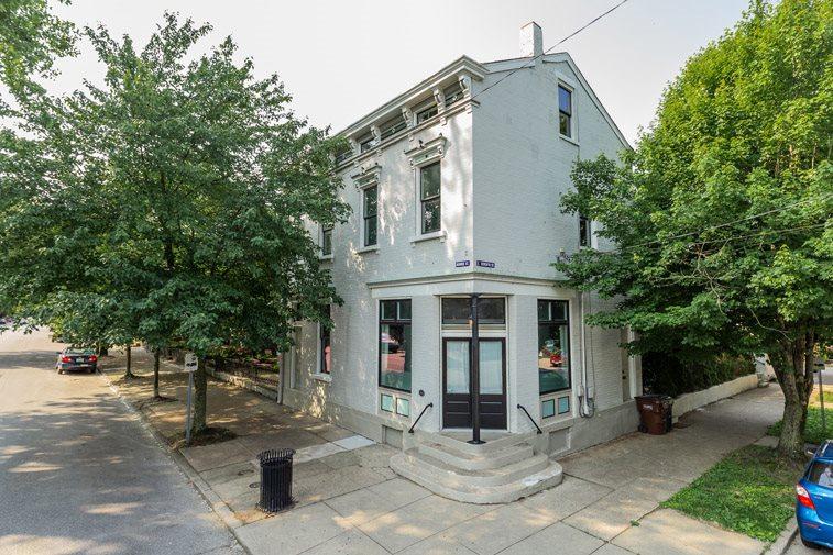 702 Monroe Street - Photo 1