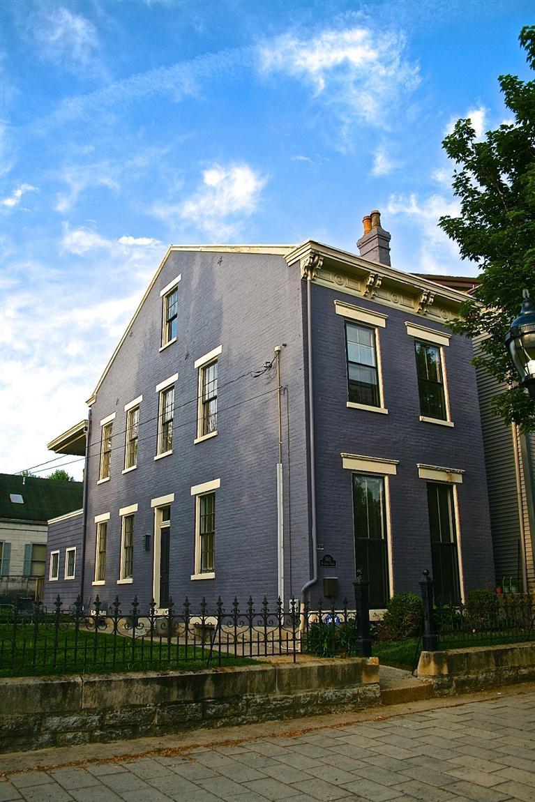 503 6th Street - Photo 1